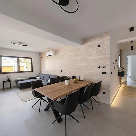Adriatic Escape Luxury Seafront *